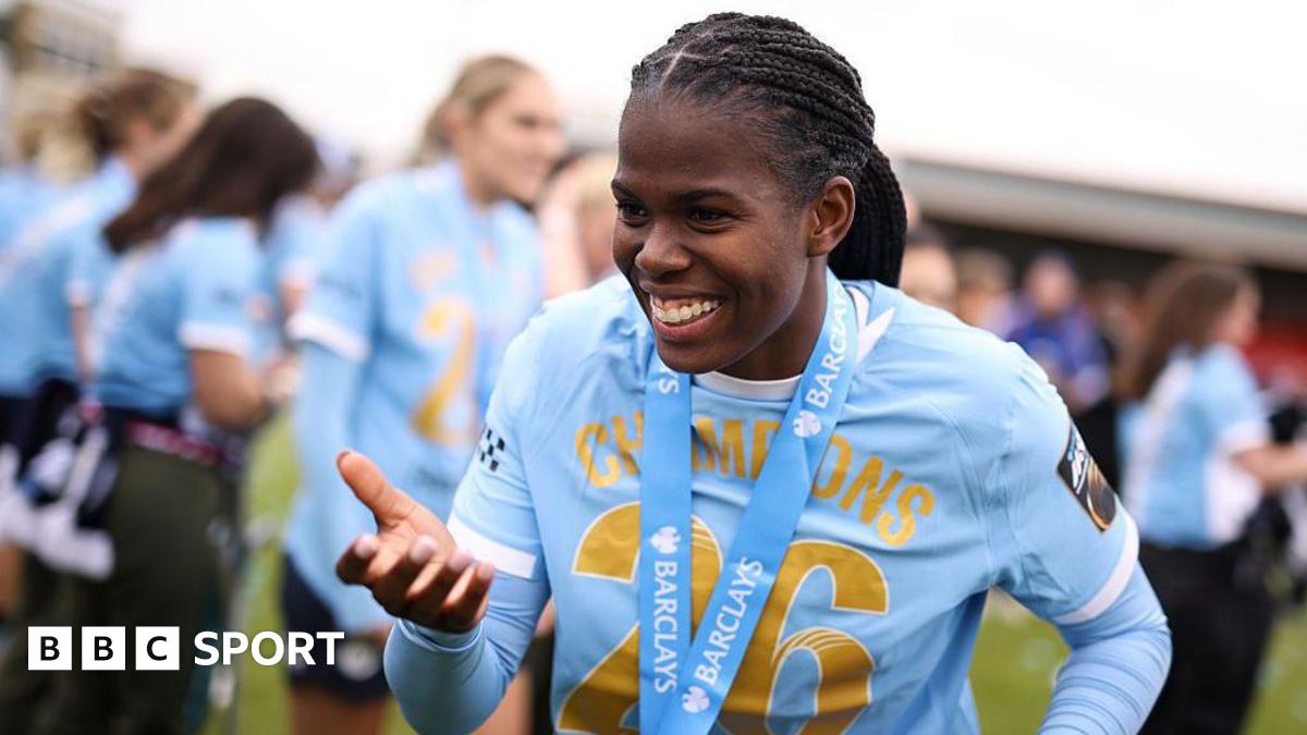 Khadija Shaw WSL Oyuncusu ve Altın Ayakkabı Ödüllerini Kazandı