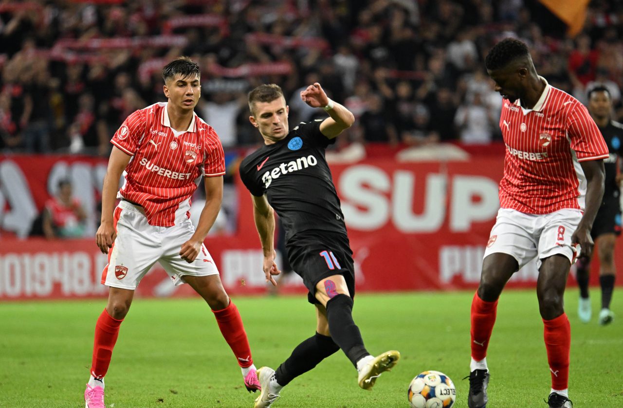Dinamo vs FCSB: Konferans Ligi Playoff Finalı İçin Mükemmel Çim