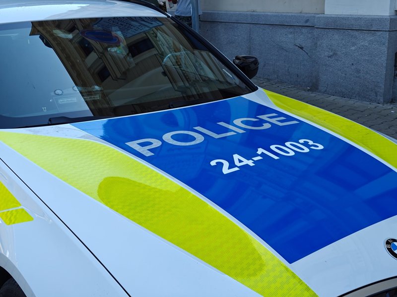 Turkiye Polisi Organize Suçla Mücadele Operasyonunda Yaklaşık 200 Kişiyi Tutukladı