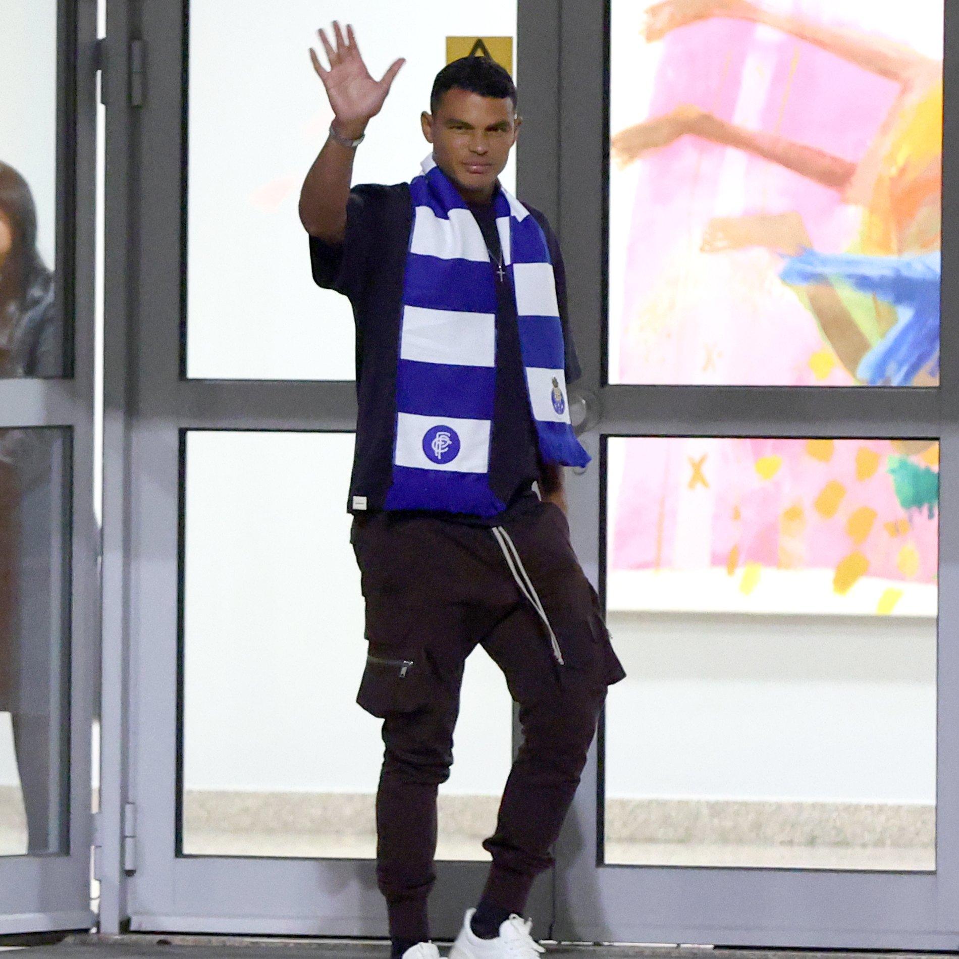 Tiago Silva Porto'dan Altı Ay Sonra ayrılacak