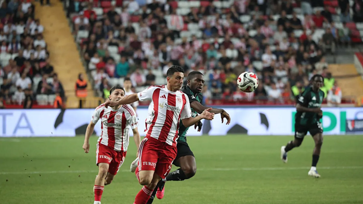 Antalyaspor Süper Lig'den Altıncı Kez Ayrılıyor
