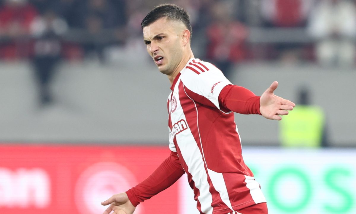 Parma, Stefanescu'yu Saklamaya Bakıyor – Olympiacos'un Planları Açıklanıyor