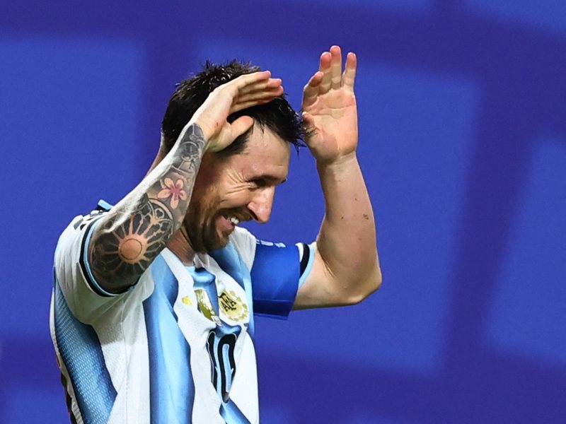 Messi 38 yaşında Dünya Kupası'nda ilk hat-trick'ini attı, genç bir kolaylıkla oynadı