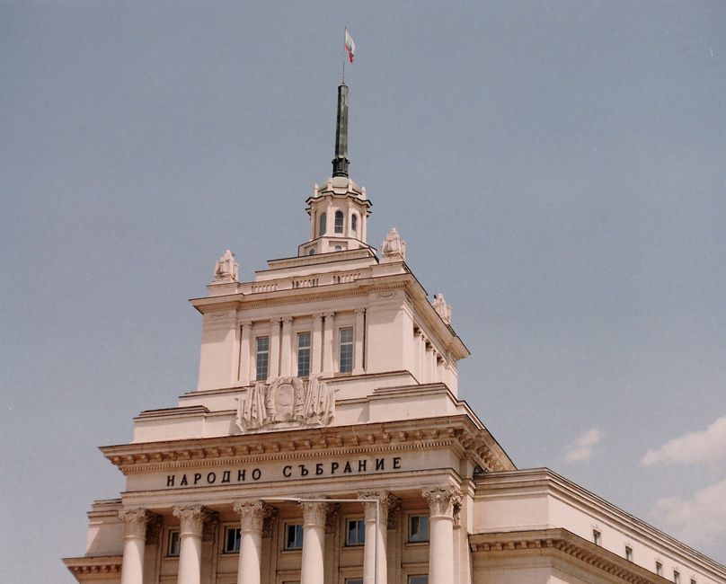 Bulgaristan Ulusal Meclisi Yeniden Açıldı: Temel Yasama Öncelikleri ve Siyasi Kaymalar