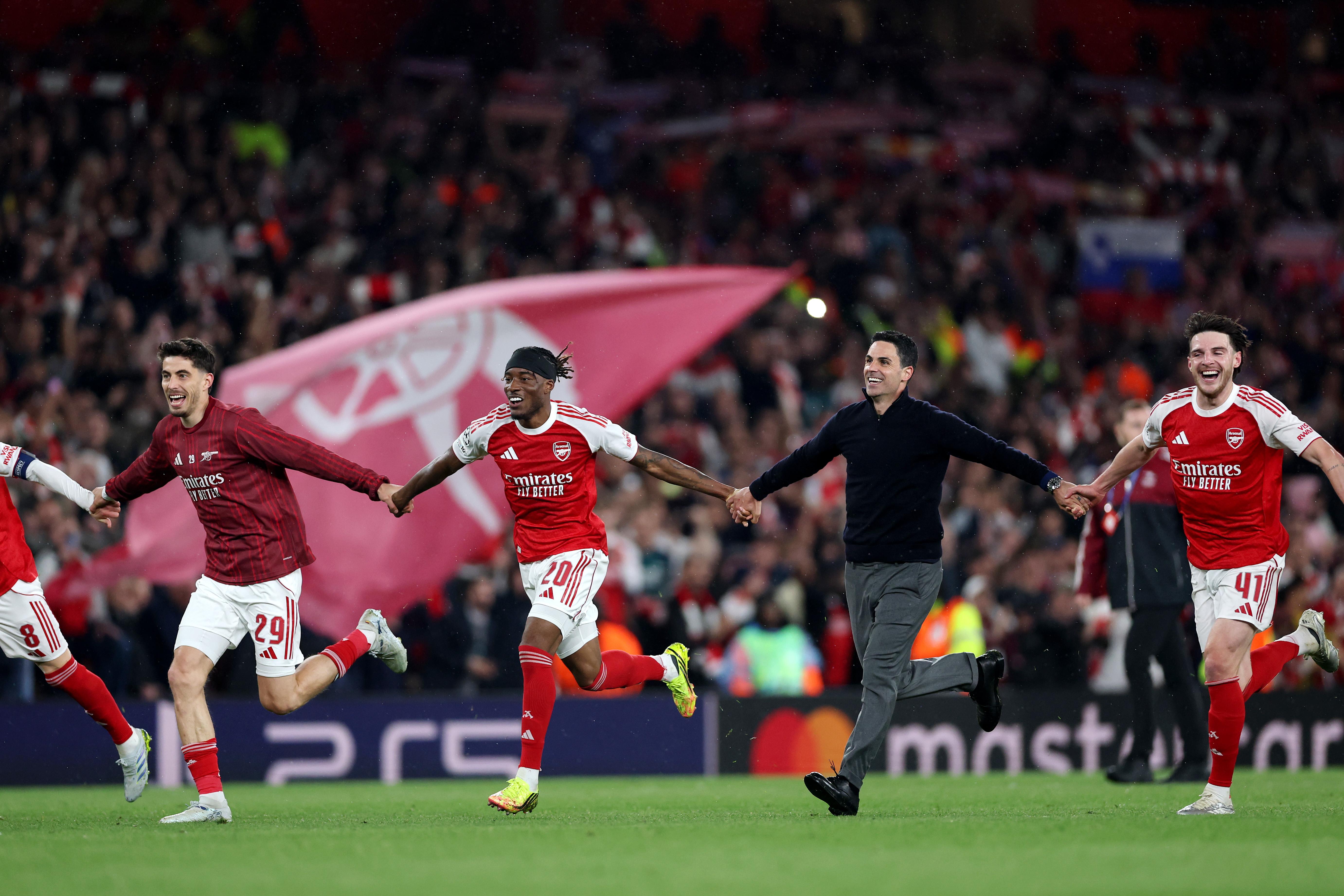 Arsenal Burnley ile: "Topçular" Başkaldırıda Belki Bir Başarılı Adım