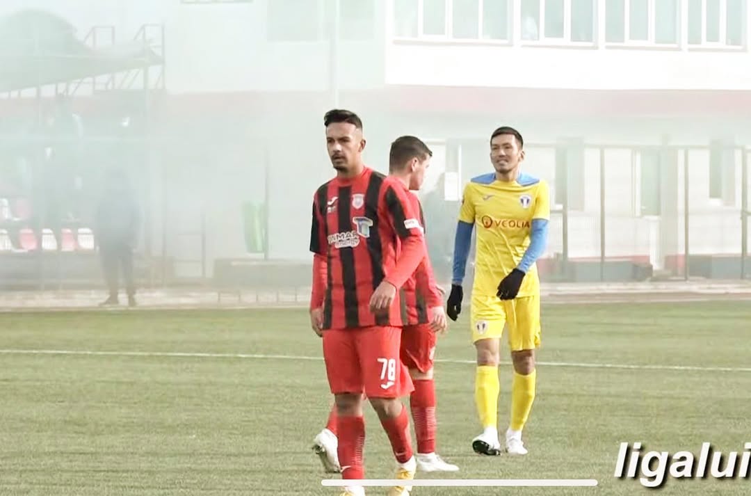 Romanya Futbolcusu Nandito Badea İran Ajansı Komutu ile Gazeteciye saldırıda Londra'da mahkemede