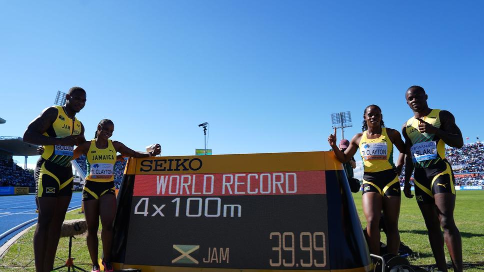 Jamaika Karışık 4x100m Yarı Maratonunda Dünya Rekorunu Kırıyor