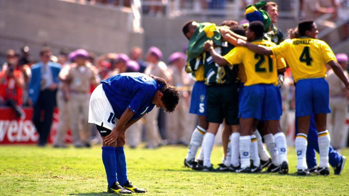 1994 Dünya Kupası: Baggio'nun Kaçırmışı, Bulgaristan Şok ve Maradona Yasağı