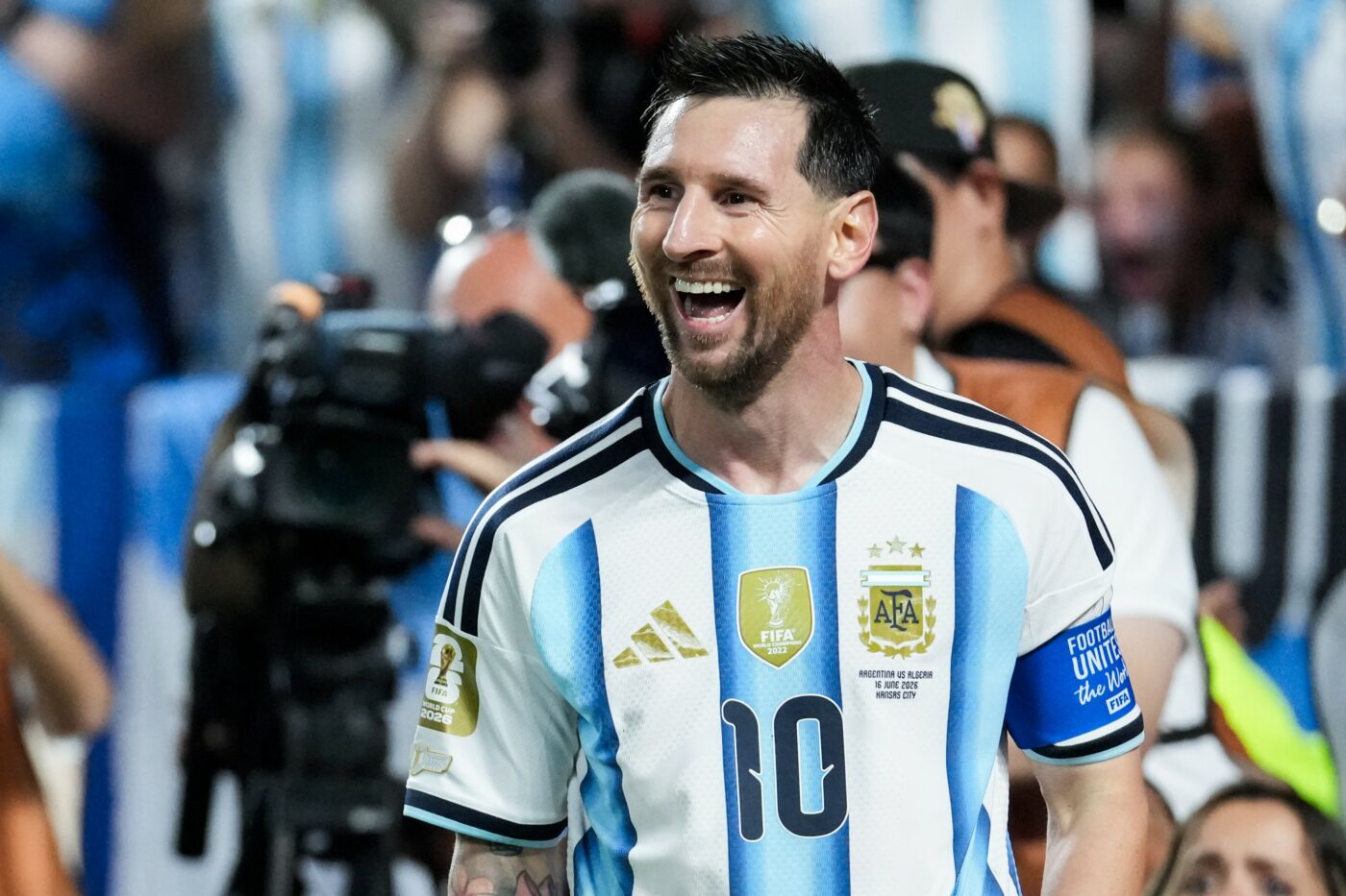 Messi başka gezegenden geliyor! Cezayir'e hat-trick, 3-0 ve tarih