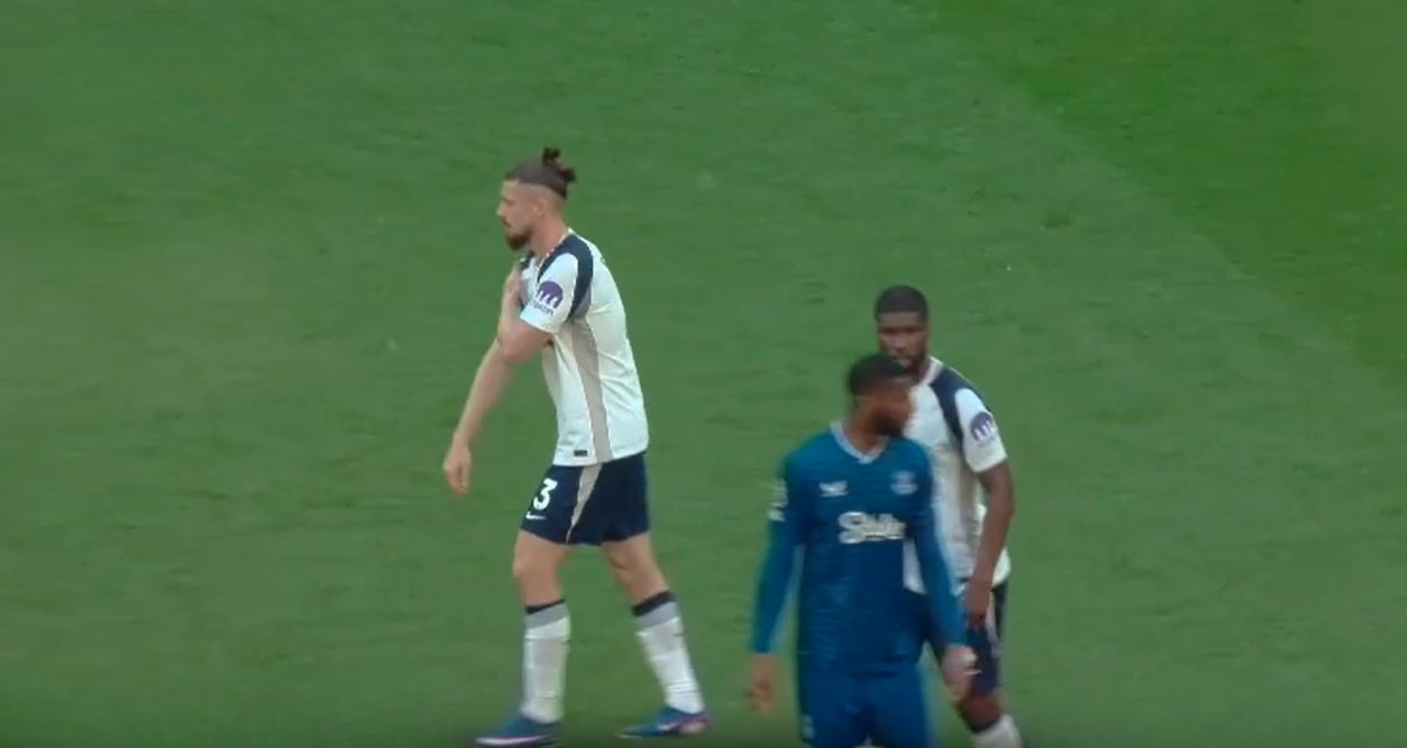 Tottenham'ın Son Dakikadaki Kurtuluşu Sonrası İngiliz Basını Radu Drăgușin'i Övdü