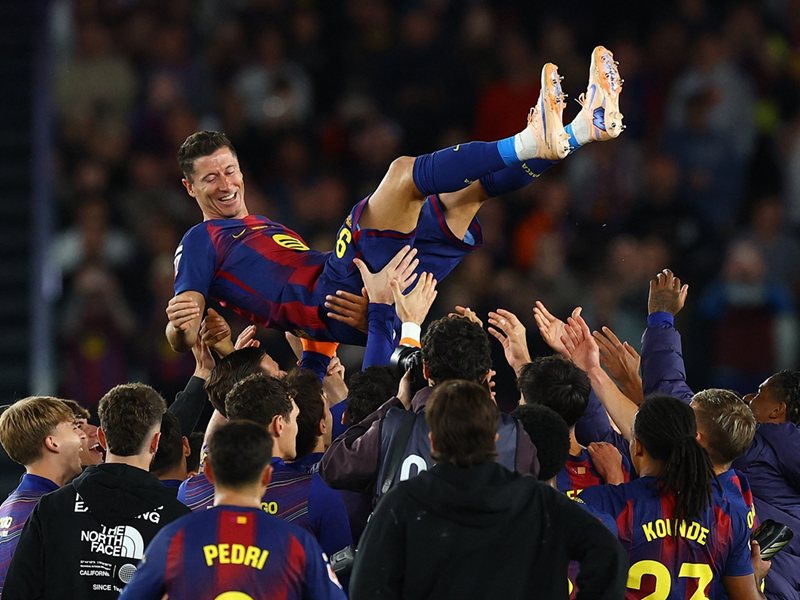 Barça, La Liga'da Evde Sıfır Kaybetmeyen Sezonu Tamamladı