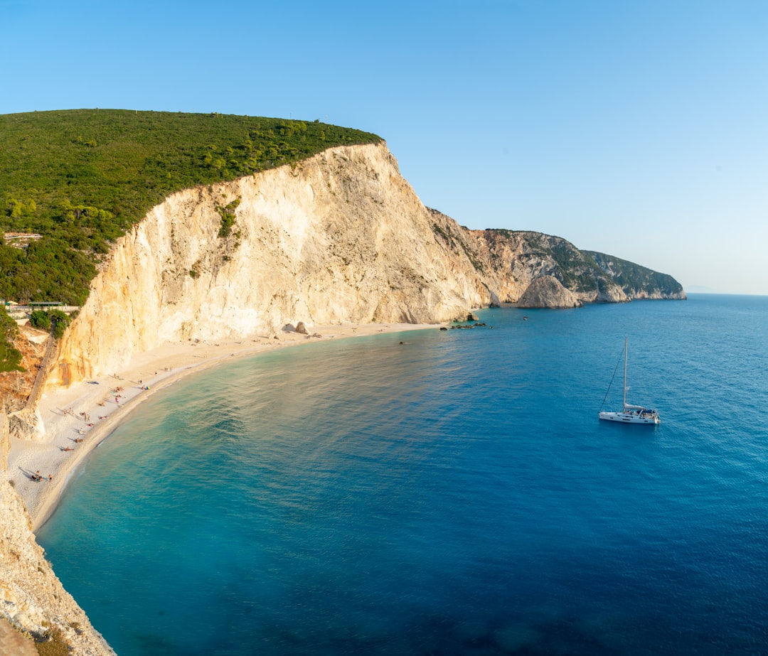 Güneş, Kum ve Tuz: Yaz Tatili İçin Yunanistan'daki Gerçek En İyi Plajlar
