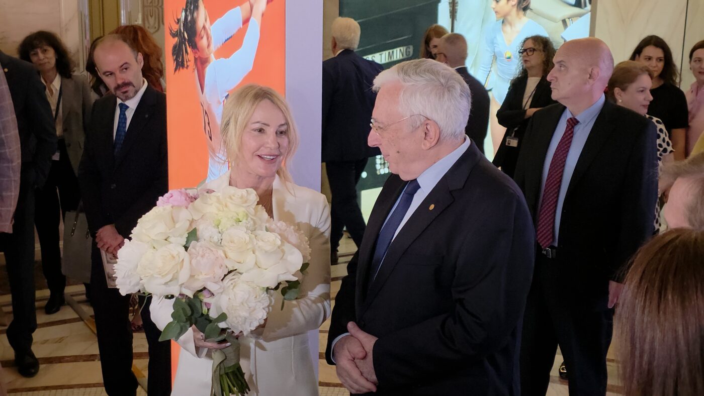 Nadia Comaneci BNR'de Anlatıldı: Altın Madenler ve Isaresku'nun Konuşması Gösteriyi Çaldı