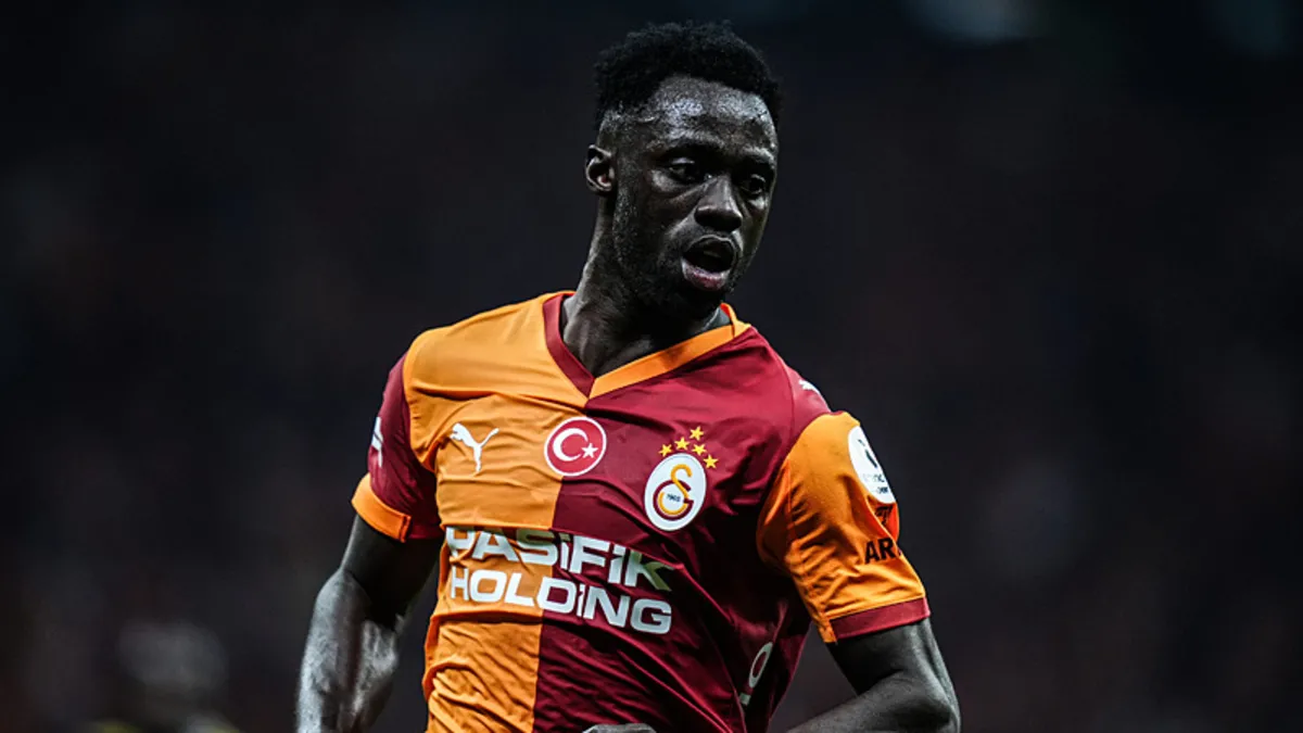 Kolombiyalı Defansçu Davinson Sánchez: Galatasaray'ın En Agressive Oyuncusu