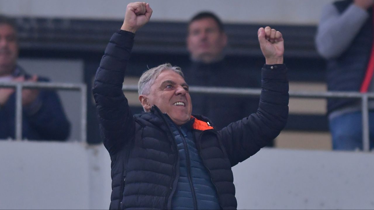 Sorin Cârțu Beckenbauer'a Benzerlikler Kurdu Craiova'nın Süper Lige Başarı Sonrası