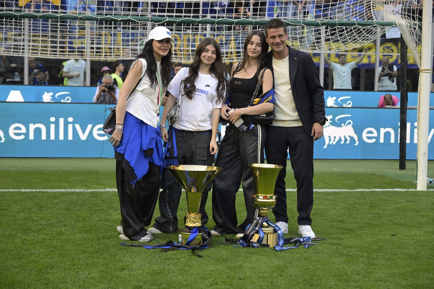Chivu Ailesi: Inter'nin İtalya Kupası ve Serie A Başarılar