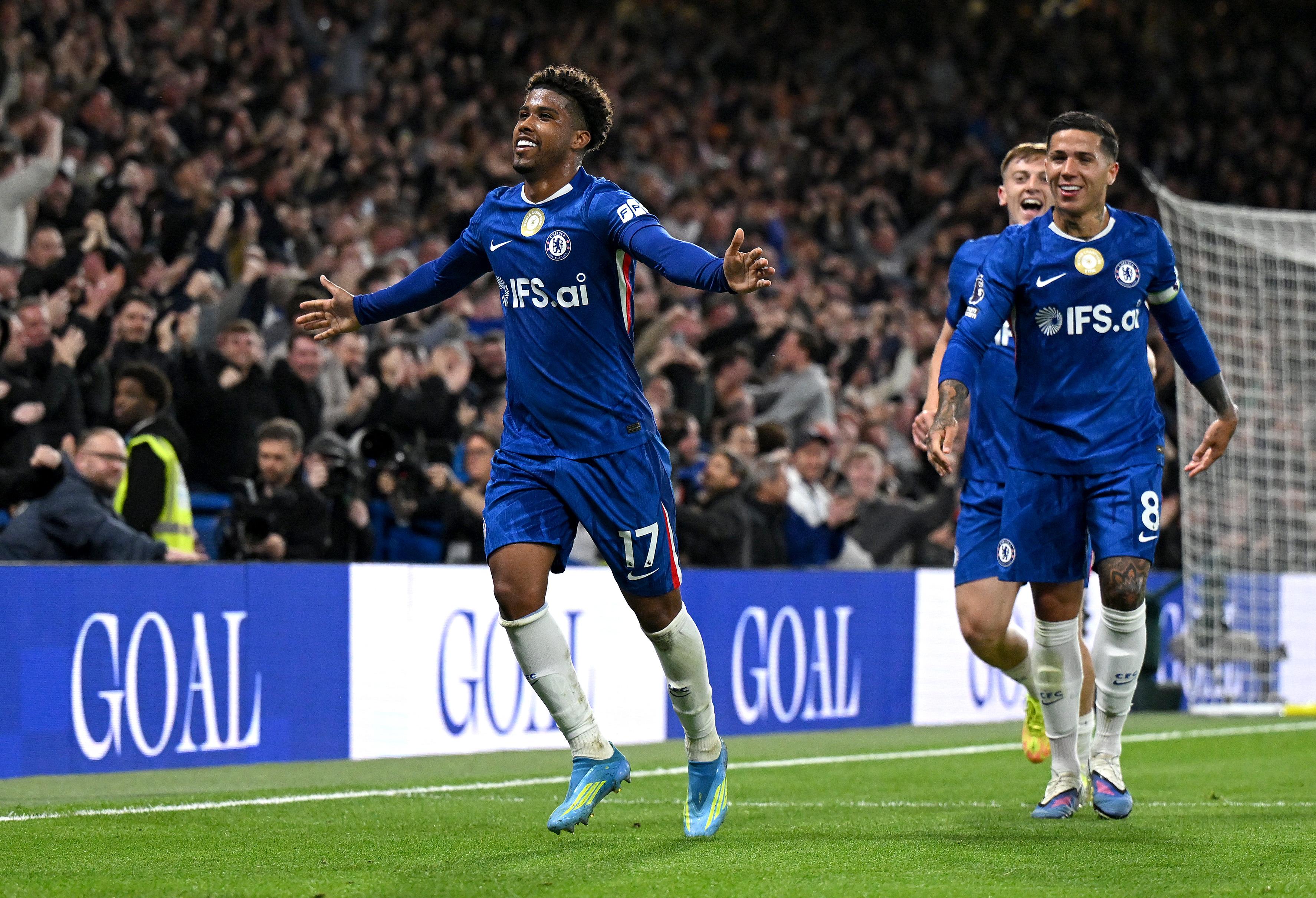 Chelsea Tottenham'u 2-1 Yener ve Avrupa Kualifiye Umutlarına Doğru Yürdü