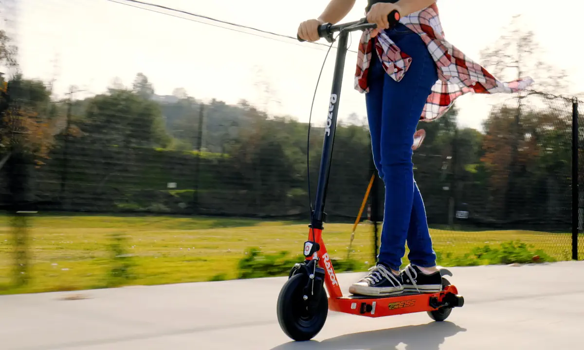 Elektrikli Segway: Yolların 'Teli' İçin Gazetede Sert Kanunlar – Chryssohidis Yasaklamanın Favorisi