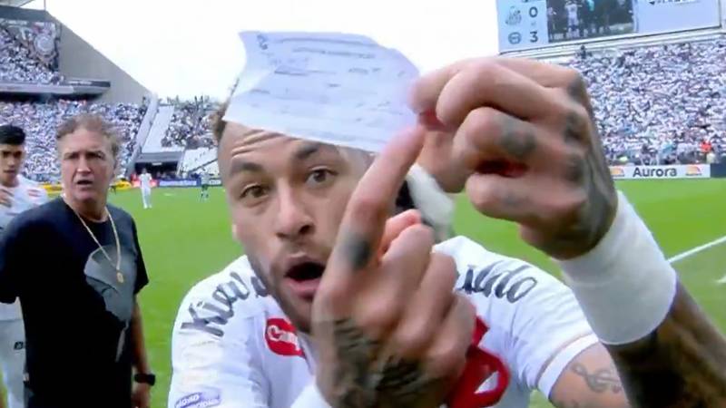 Neymar Yanlış Değiştirildiğinde Sinirli Oldu