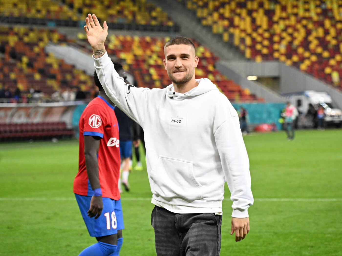 Becali'nin 15 Milyonluk Duvarı: Bîrligea Sakatlıklarla Mahsur