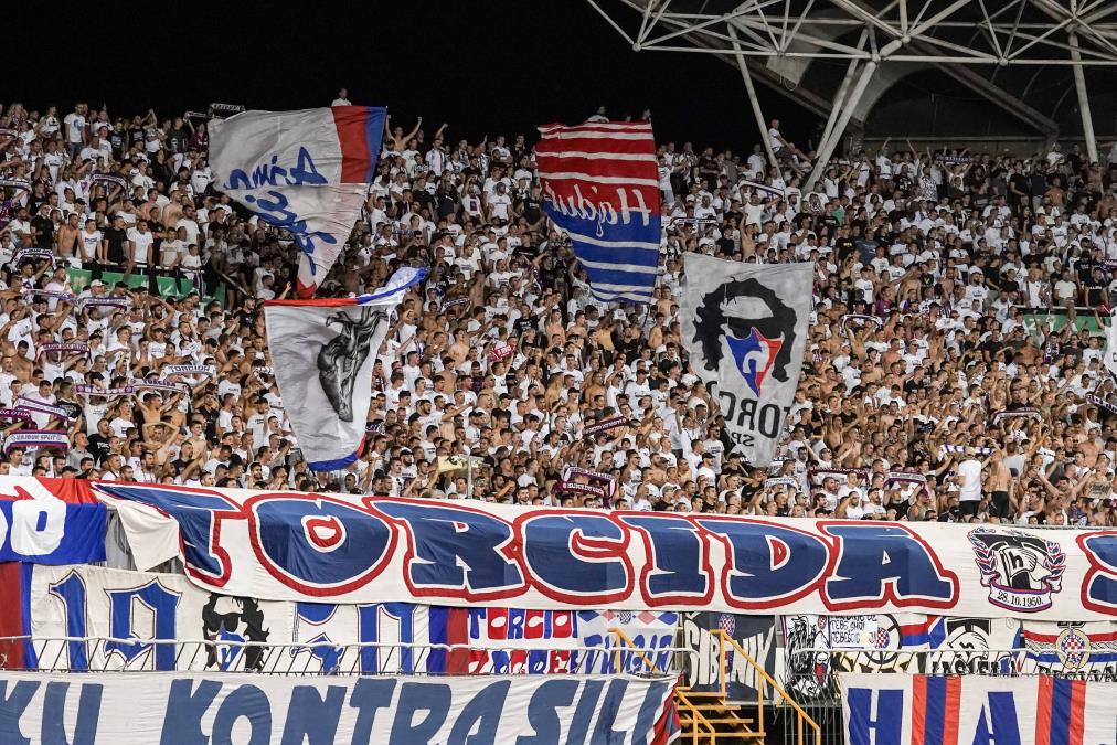 Hajduk Split mutlak egemen: Seyirci rekorları bölgeyi sarsıyor