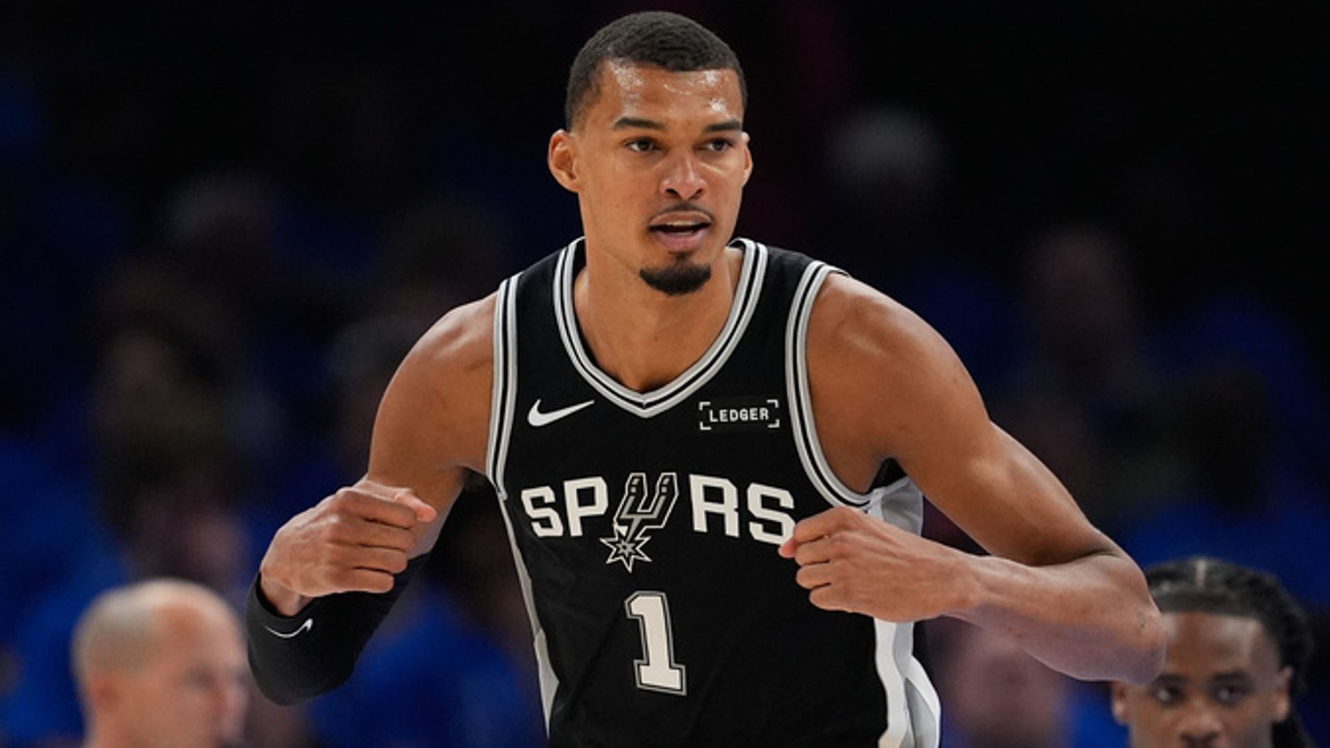 Wembanyama, Spurs'ı Batı Finali Açılış Oyununda Thunder'a Mağlup Ettirir