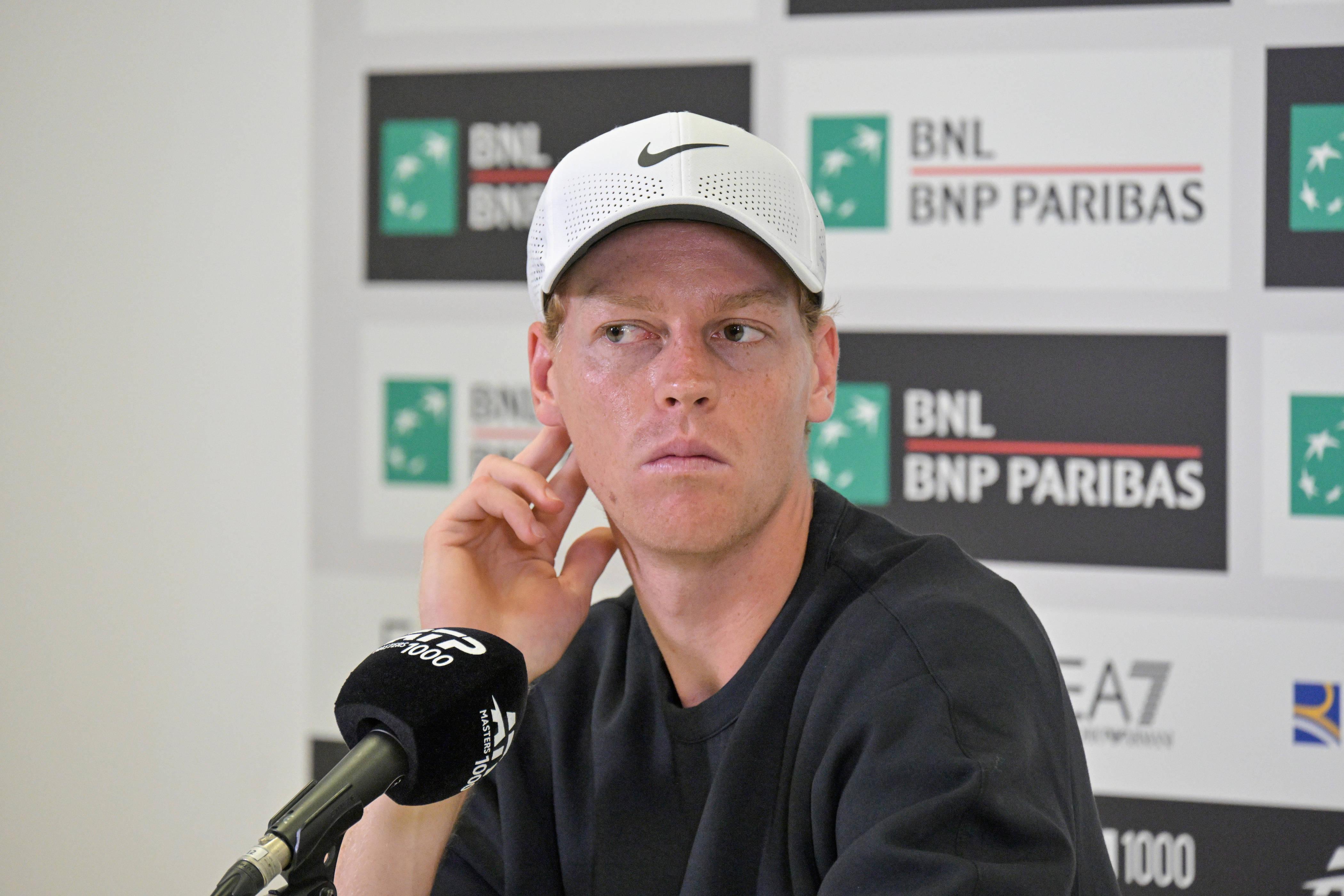 Damir Syner Roland Garros Ödül Fonu Karşısında Protesto Eylemine Katıldı