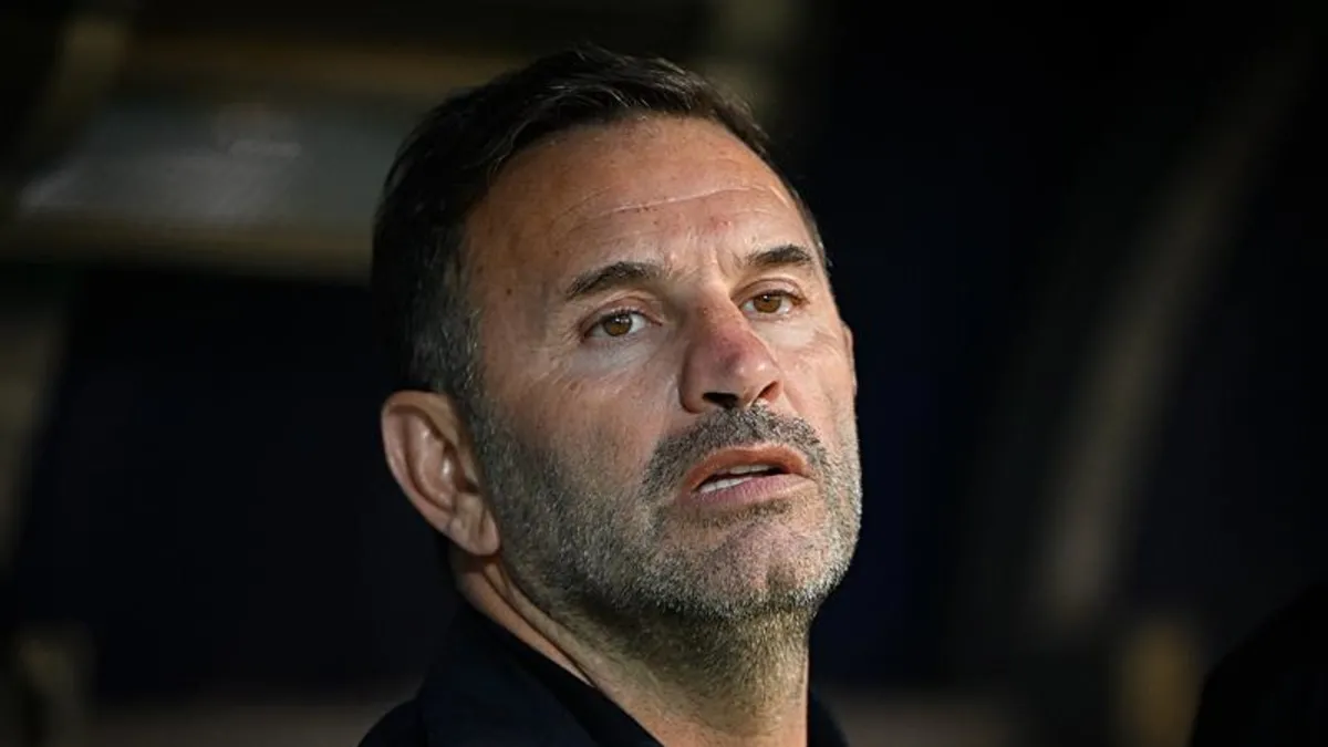 Galatasaray Yabancı Oyuncu Kuralı 10+4 ile Transfer Planlarını Değiştirdi