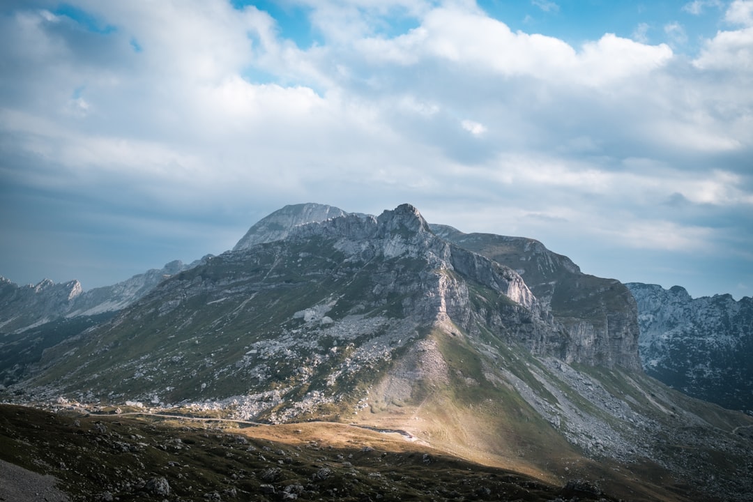 Durmitor Ulusal Parkı: Karadağ'ın Vahşi Dağ Kalbi