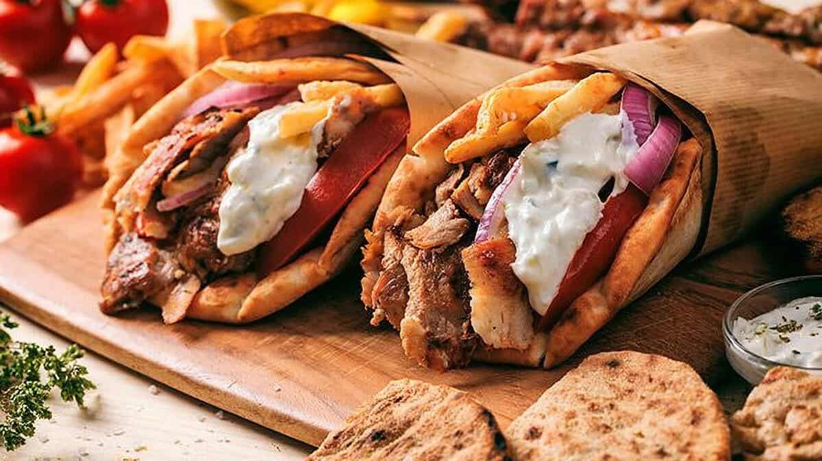 Souvlaki artık ucuz değil: Yunanistan'ın "halk yemeği" artık lüks