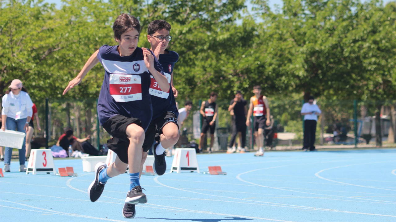 19 Mayıs Gençlik Kupası Atletizm Yarışmaları Tamamlandı