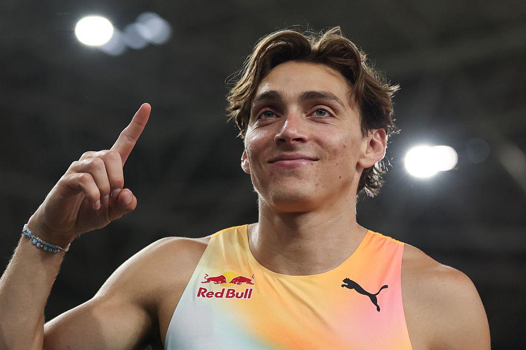 Duplantis Çin Şangay'da Altın Lige Kazandı