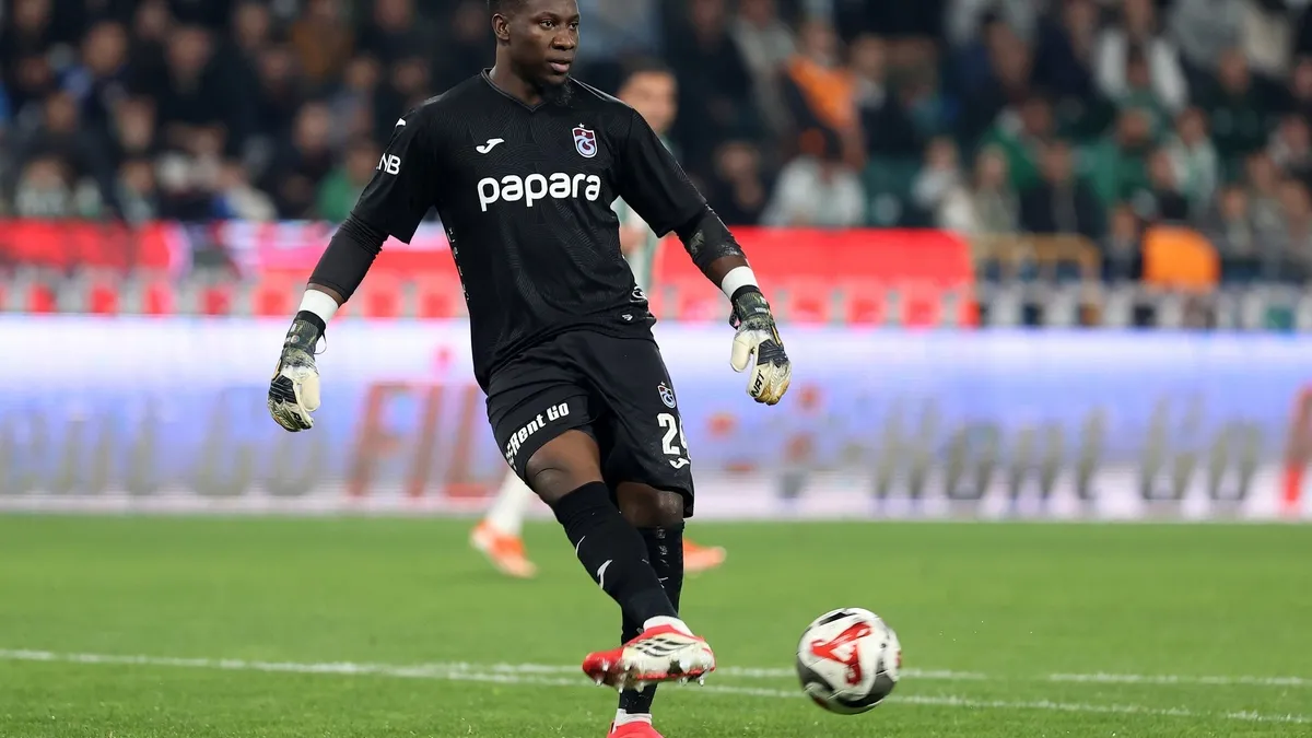 Onana'nın Geleceği Belirsiz: Trabzonspor ve Manchester United Çatışıyor