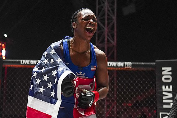 Rousey vs. Carano Etkinliğinde Alycia Baumgardner ile Konflikte Olan Claressa Shields, MVP Etkinliklerinden Yasaklandı