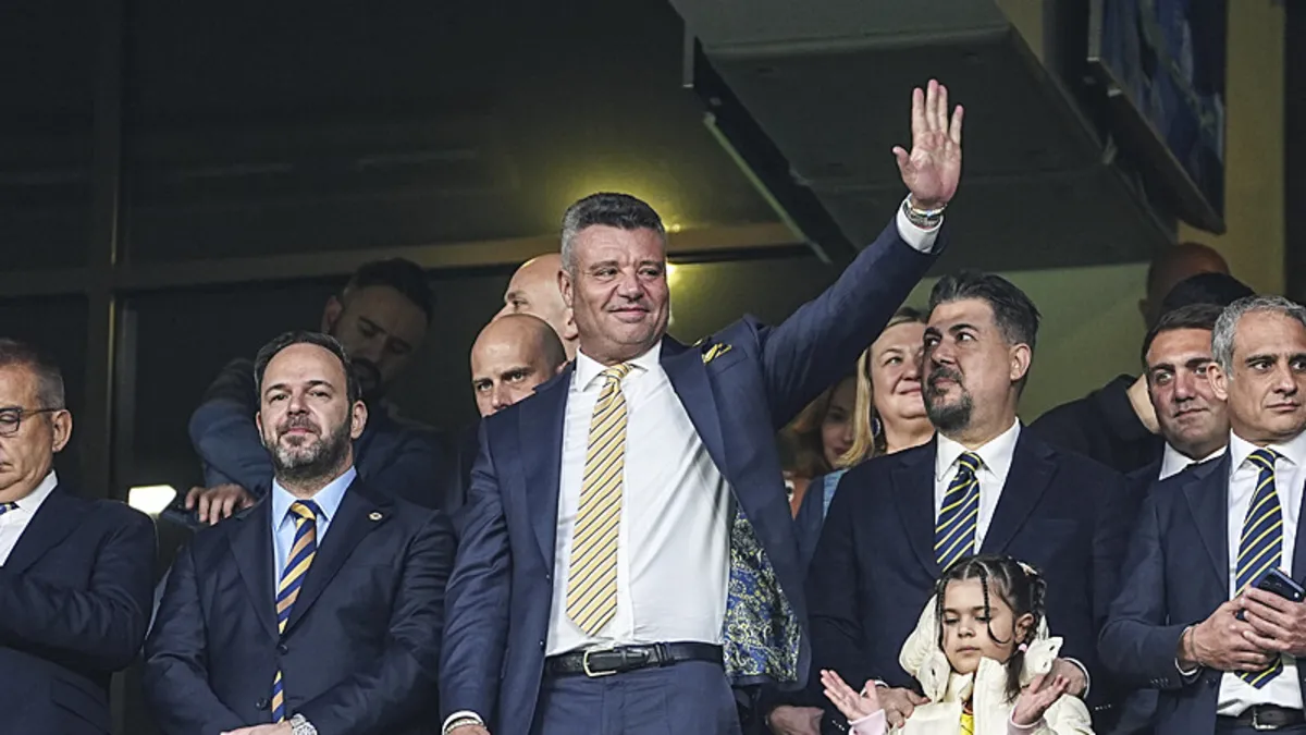 Fenerbahçe Başkanı Sadettin Saran: Hepimiz Fenerbahçe için ayrıldık!