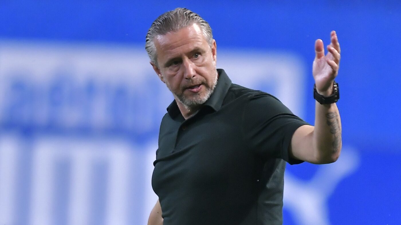 Reghecampf, FCSB'ye Doğru Sevgi Deyimi: "HATA, ama ders!"
