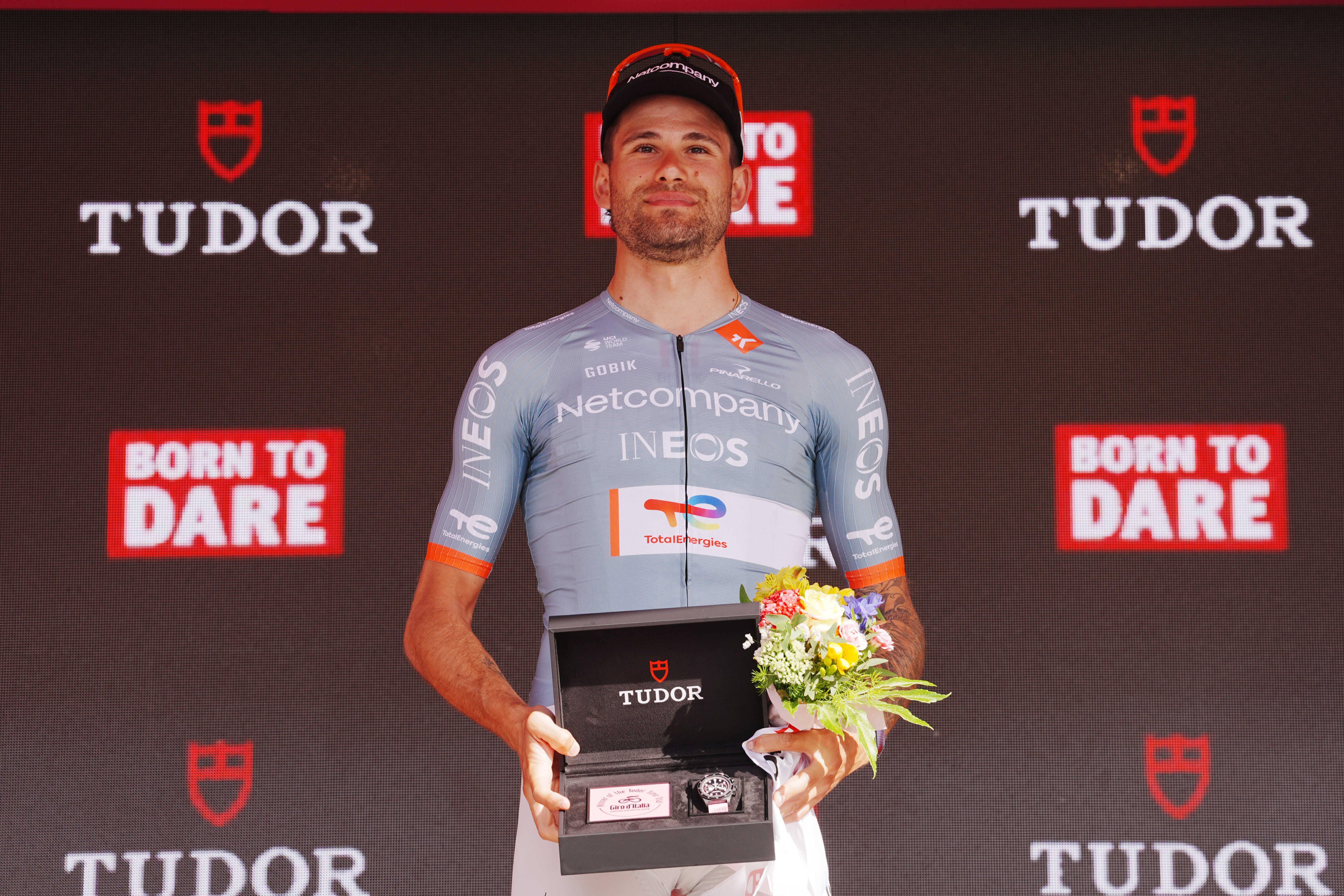 Filippo Ganna Giro d'Italia'nın 10. Etabı Kişisel Zaman Yarışı'nda Kazanıyor